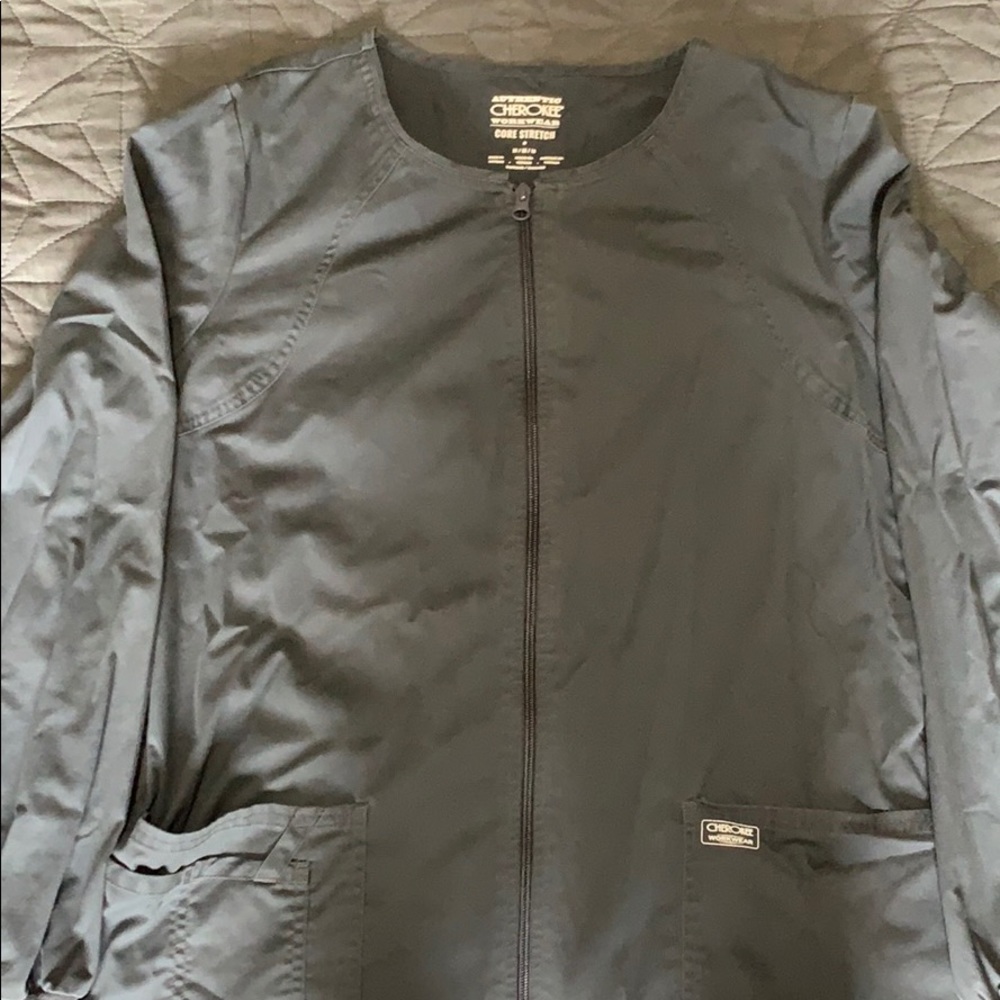 Cherokee scrub smock with zipper